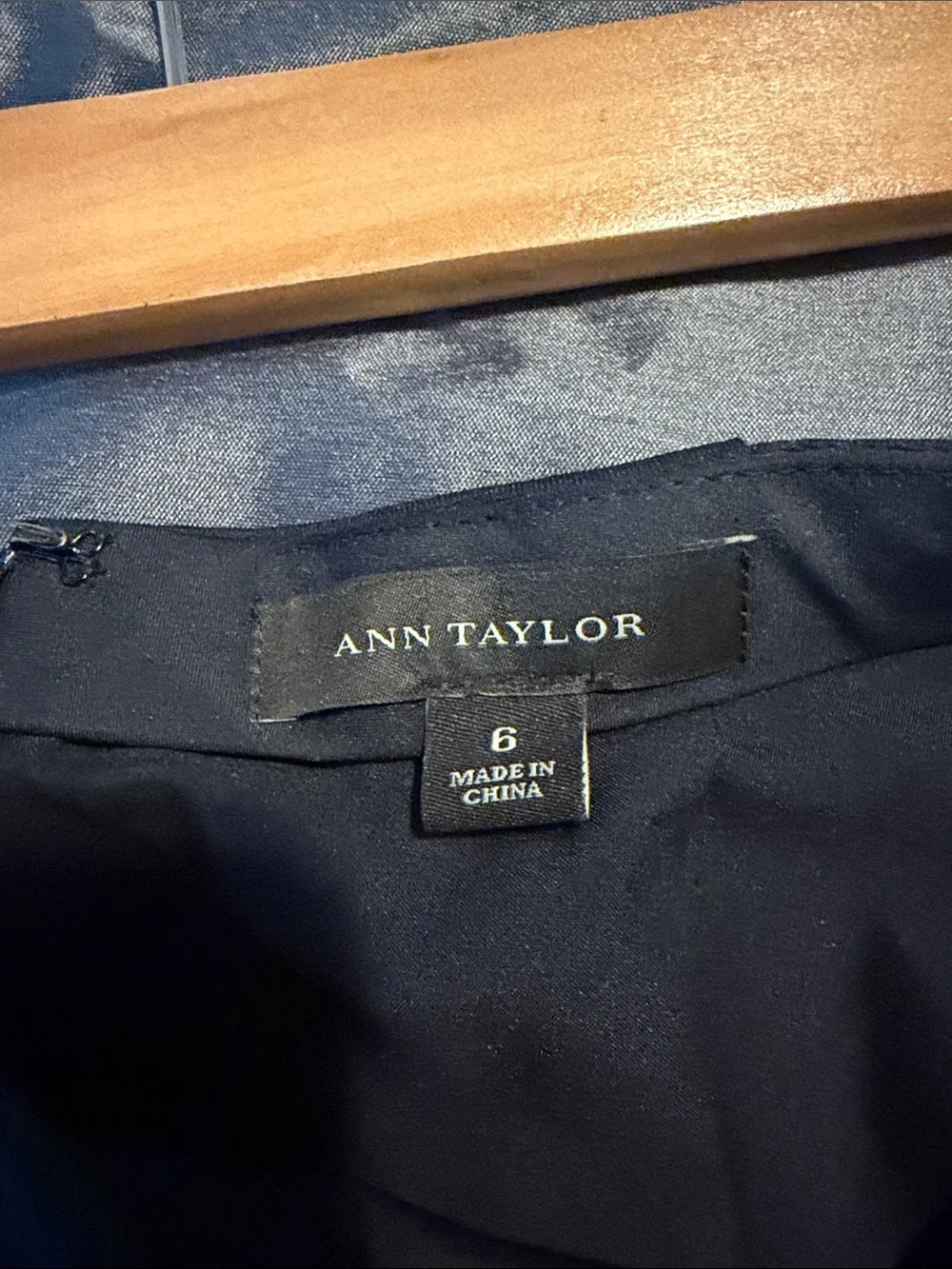 Ann Taylor Navy womens skirt